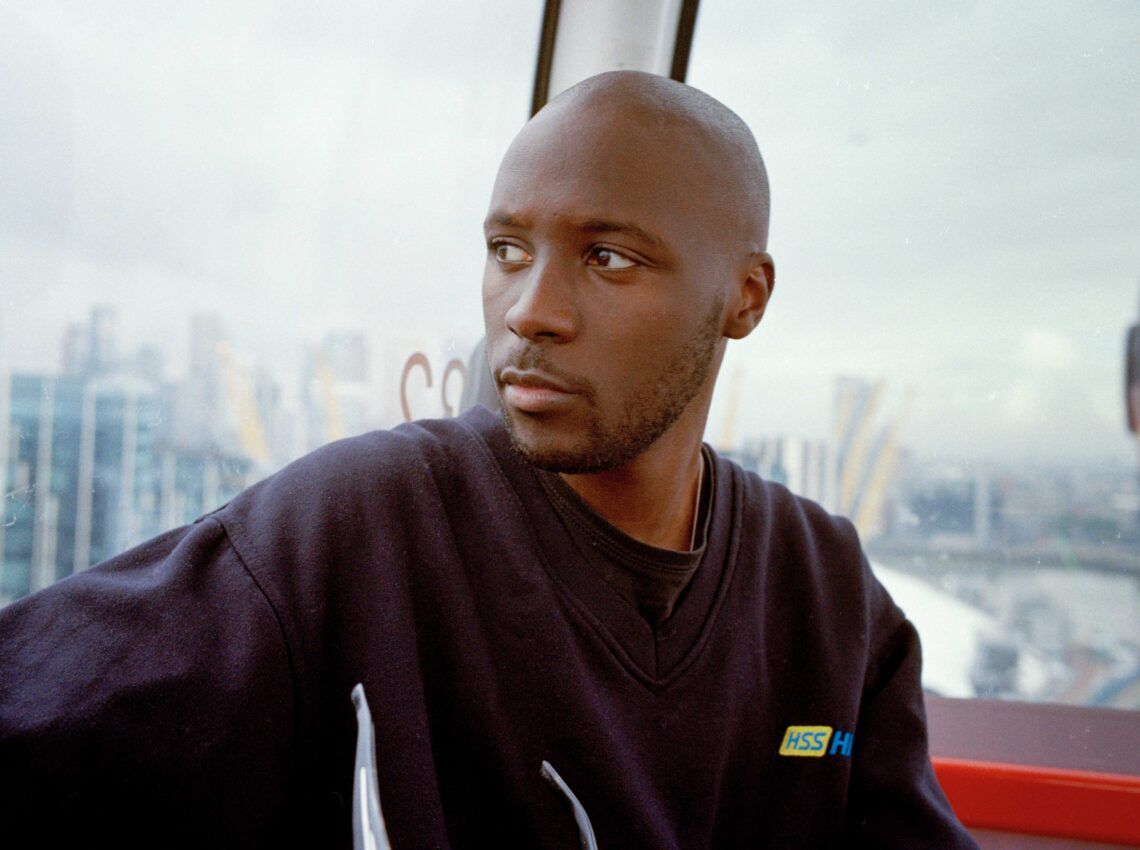 Tendai promotional portrait